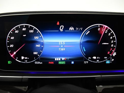 Certified 2025 Mercedes-Benz GLE 450e 4MATIC w/ Driver Assistance Package image 12
