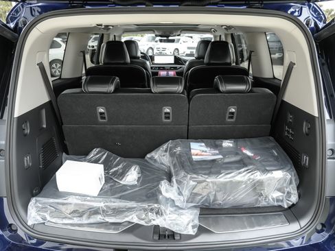 Certified 2026 INFINITI QX80 Luxe w/ Cargo Package image 41