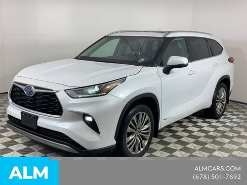 Used 2023 Toyota Highlander Platinum AWD/4WD image 5