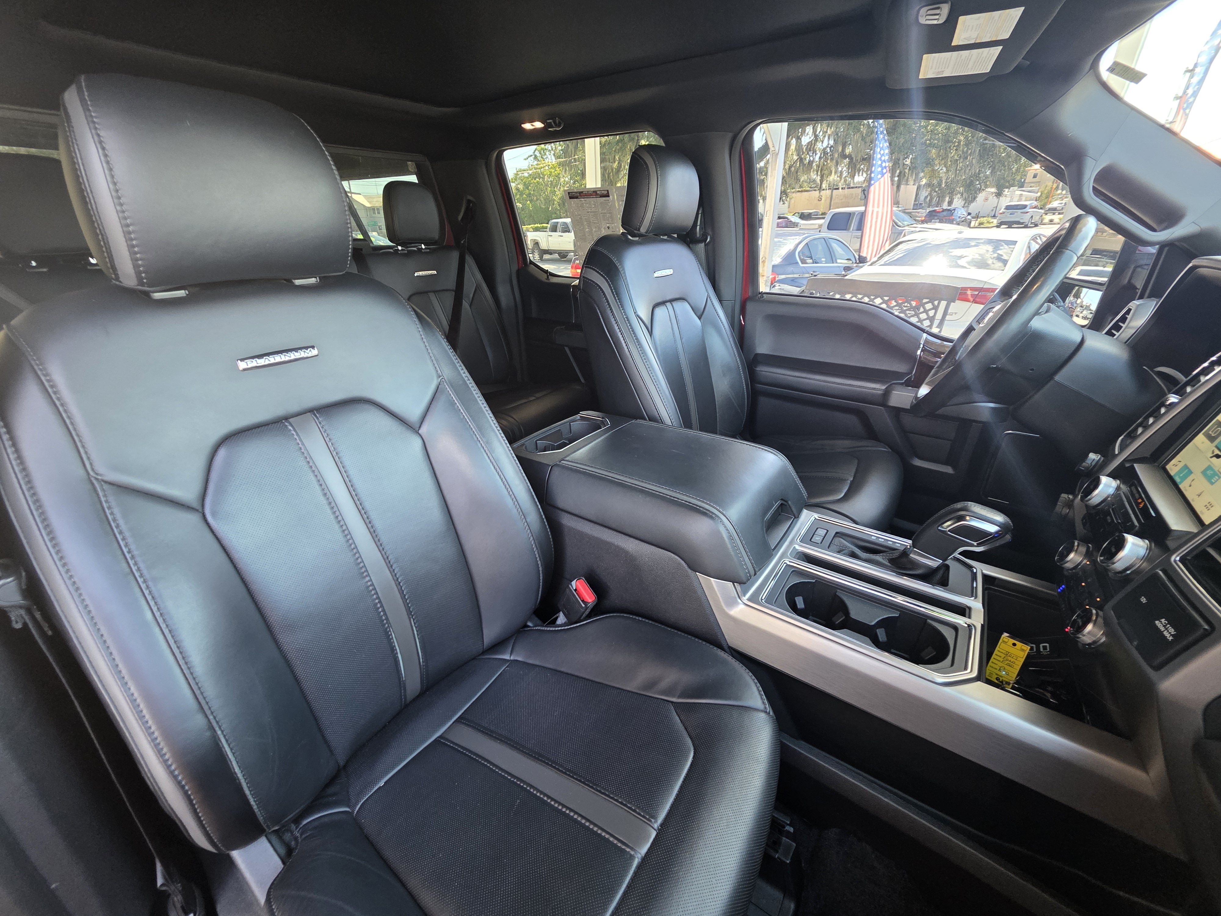 Used 2017 Ford F150 Platinum w/ Equipment Group 701A Luxury AWD/4WD image 29