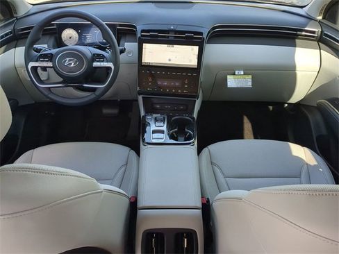 New 2024 Hyundai Tucson Limited image 15