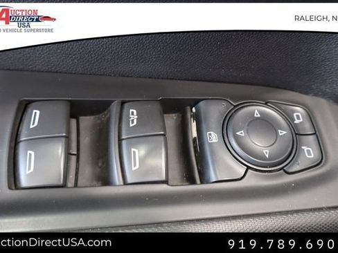 Used 2021 Chevrolet Silverado 1500 Custom image 17