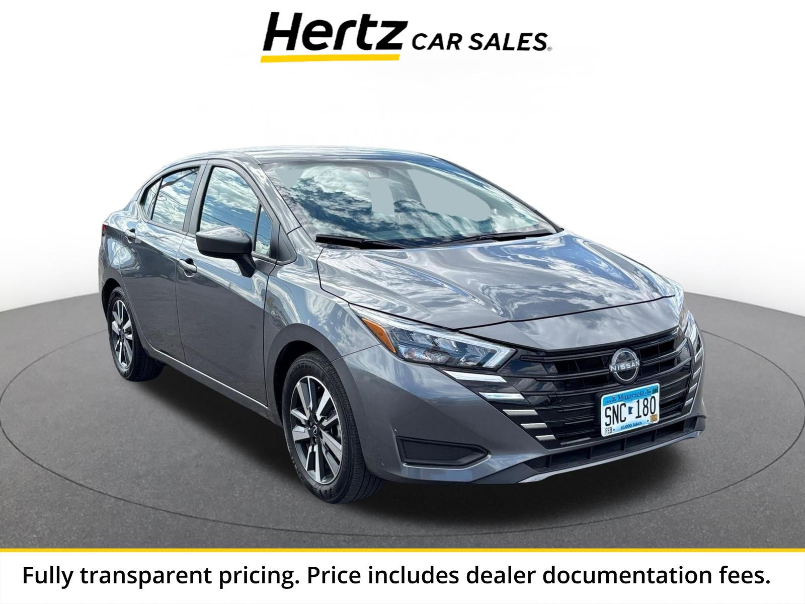 Used 2025 Nissan Versa SV FWD image 1
