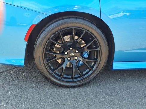 Certified 2019 Dodge Charger Scat Pack w/ Dynamics Package RWD image 10