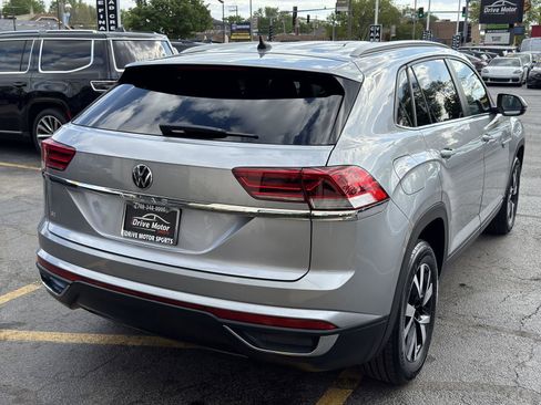 Used 2021 Volkswagen Atlas Cross Sport SE FWD image 7