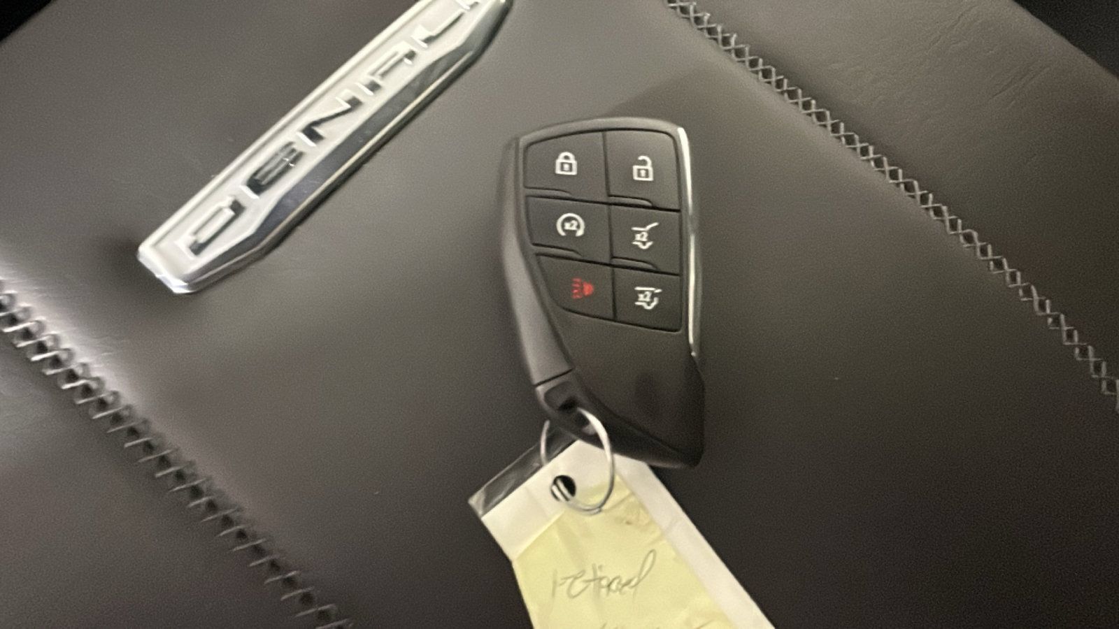 New 2026 GMC Yukon Denali w/ Sun & Power Step Package AWD/4WD image 26