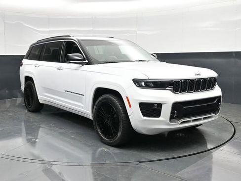 Certified 2021 Jeep Grand Cherokee L Overland w/ Luxury Tech Group IV AWD/4WD image 1