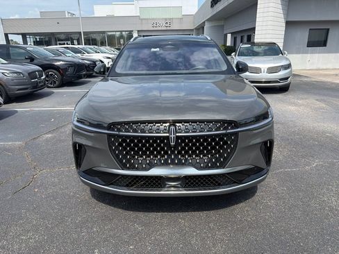 Certified 2024 Lincoln Nautilus Black Label AWD/4WD image 8