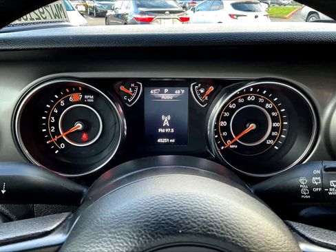 Used 2021 Jeep Wrangler Sport image 25