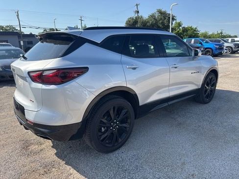 Used 2020 Chevrolet Blazer RS FWD image 3