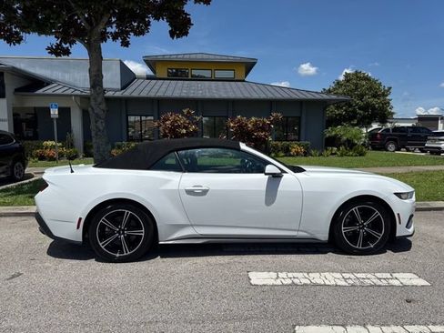 Used 2024 Ford Mustang Premium RWD image 8