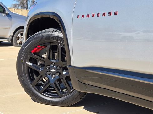 Used 2020 Chevrolet Traverse Premier w/ Redline Edition image 34