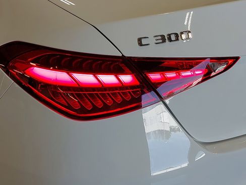 Used 2024 Mercedes-Benz C 300 4MATIC Sedan image 35