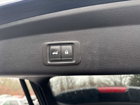 Used 2022 Mitsubishi Outlander SEL image 12