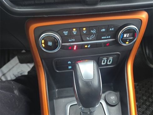 Certified 2018 Ford EcoSport SES w/ SES Cold Weather Package image 30