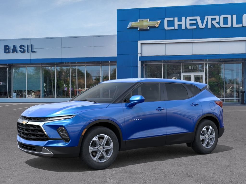 New 2026 Chevrolet Blazer LT AWD/4WD image 2