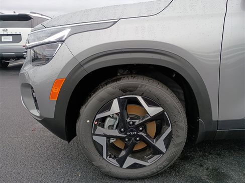 New 2026 Kia Seltos S image 16