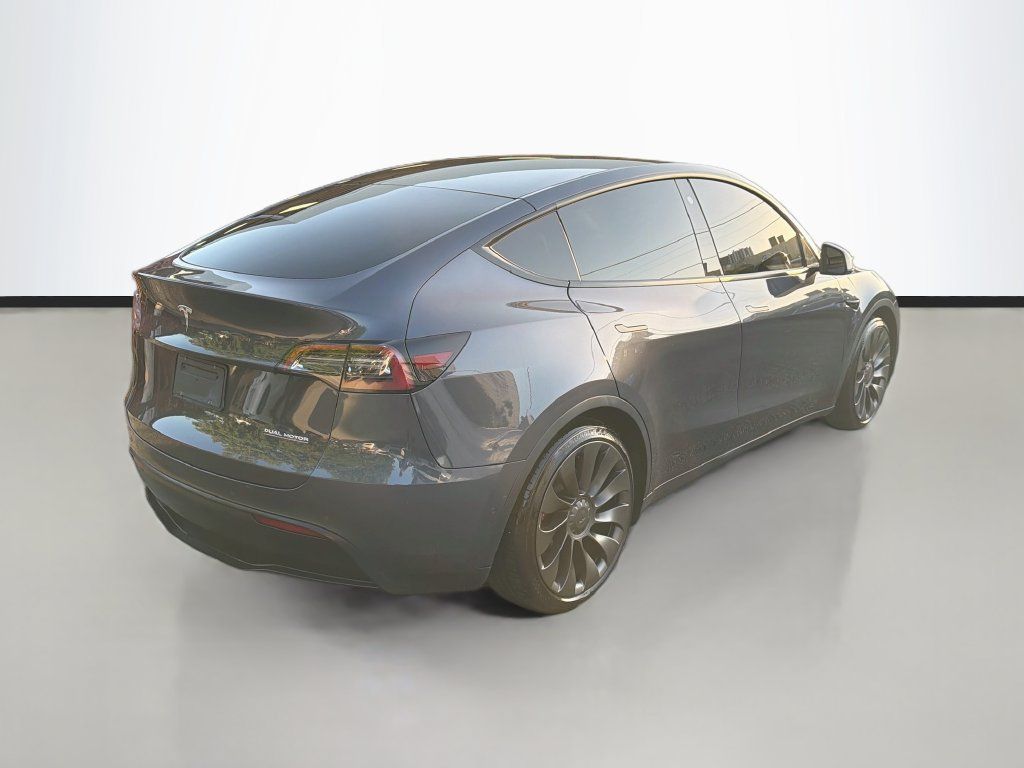 Used 2022 Tesla Model Y Performance AWD/4WD image 7