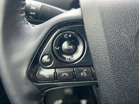 Used 2021 Toyota Prius Limited FWD image 19