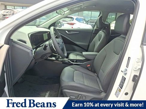 New 2025 Kia Niro EX image 9