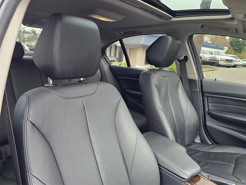 Used 2013 BMW 335i xDrive 335i xDrive image 13