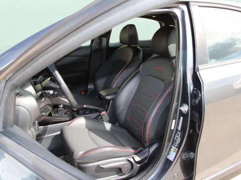 Used 2020 Kia Forte GT FWD image 15
