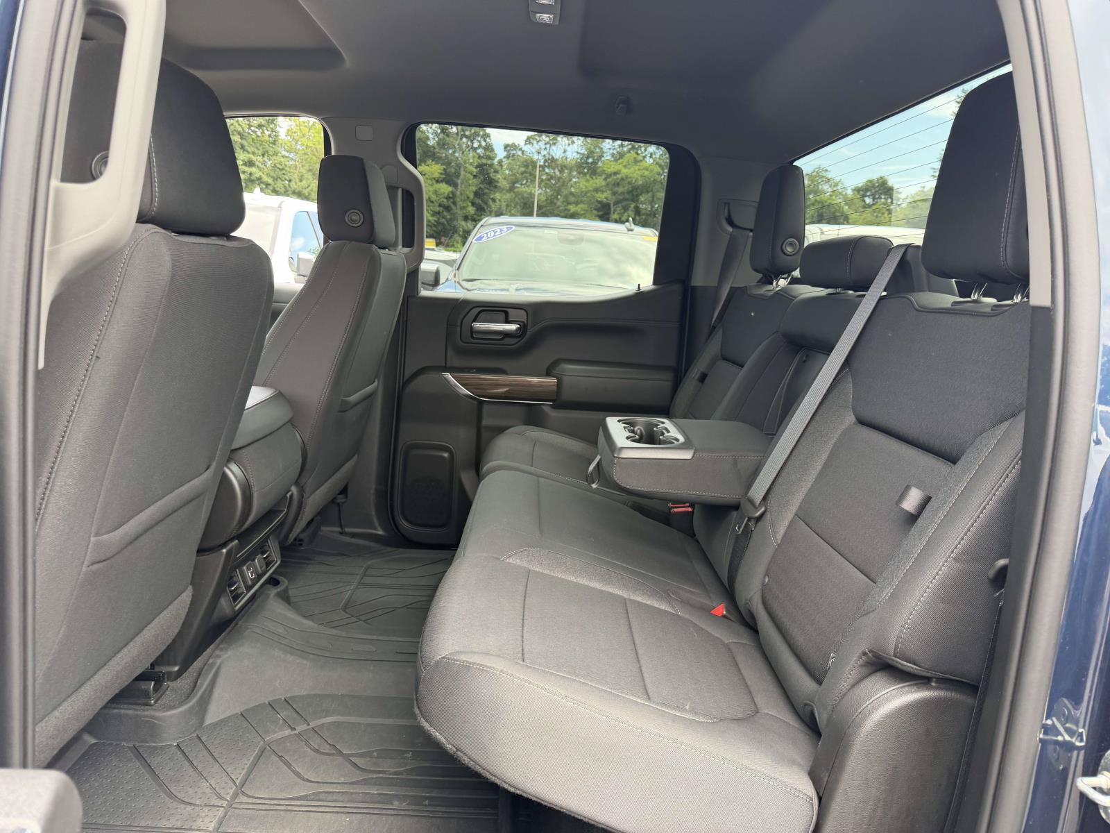 Certified 2022 Chevrolet Silverado 1500 RST w/ LPO, Blackout Package AWD/4WD image 12