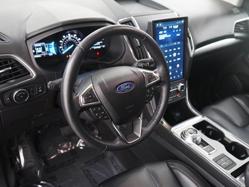 Used 2022 Ford Edge Titanium AWD/4WD image 21