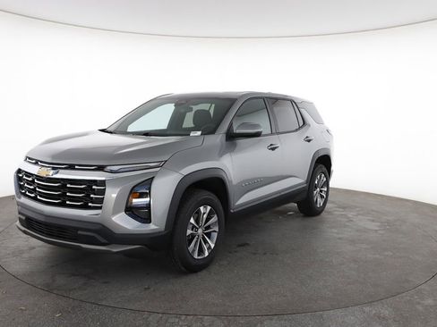 Used 2025 Chevrolet Equinox LT image 5