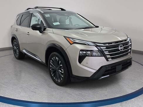 New 2026 Nissan Rogue Platinum AWD/4WD image 3