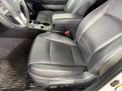 Used 2015 Subaru Outback 2.5i Limited image 12