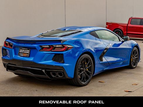 Used 2025 Chevrolet Corvette Stingray Preferred Cpe w/ Stealth Interior Trim Package RWD image 9