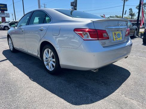 Used 2011 Lexus ES 350 image 5