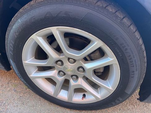 Used 2014 Chevrolet Malibu LT w/ Power Convenience Package image 9