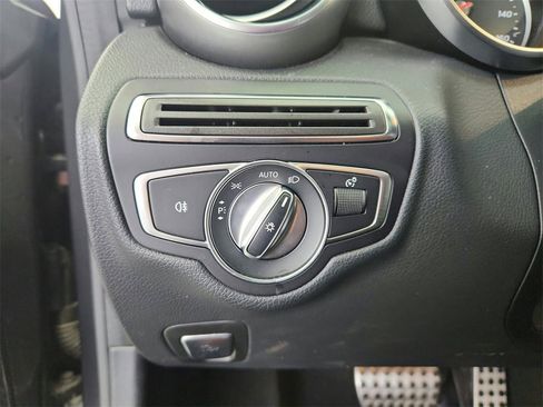 Used 2019 Mercedes-Benz C 300 4MATIC Coupe image 32