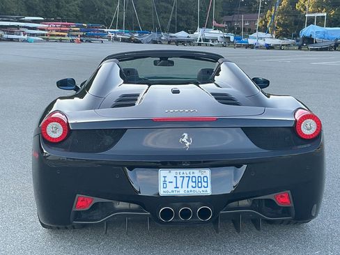 Used 2013 Ferrari 458 Spider image 7
