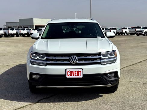 Used 2018 Volkswagen Atlas SE image 3