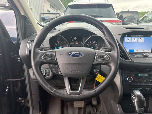 Used 2018 Ford Escape SEL w/ Ford Safe & Smart Package AWD/4WD image 23