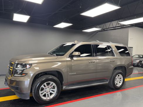 Used 2016 Chevrolet Tahoe LT image 2