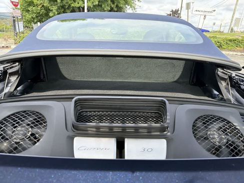 Used 2017 Porsche 911 Carrera RWD image 17