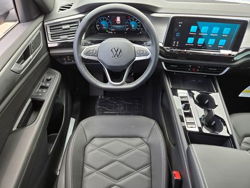 New 2025 Volkswagen Atlas Cross Sport SE AWD/4WD image 8