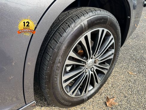 Used 2014 Chrysler 300 S image 39