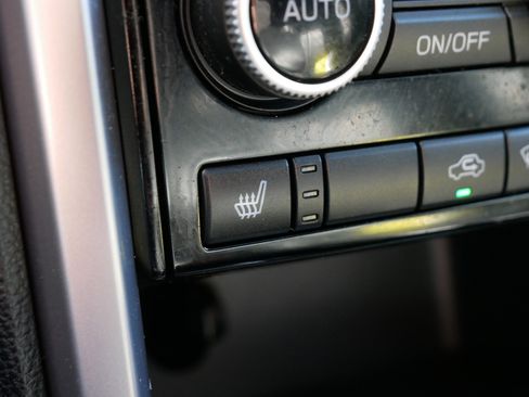 Used 2019 Subaru Ascent Limited AWD/4WD image 28