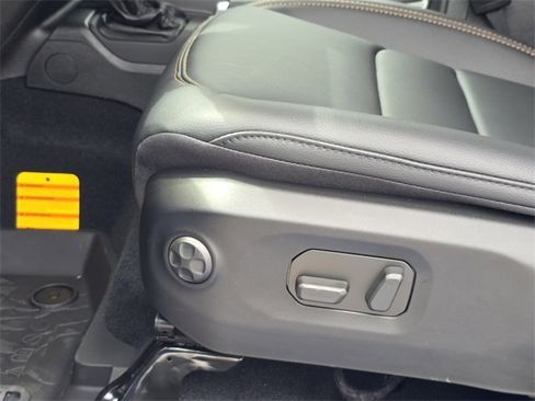 New 2025 Jeep Wrangler Sahara image 10