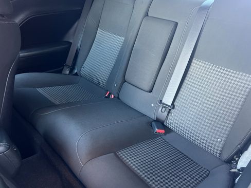 Used 2022 Dodge Challenger R/T image 15