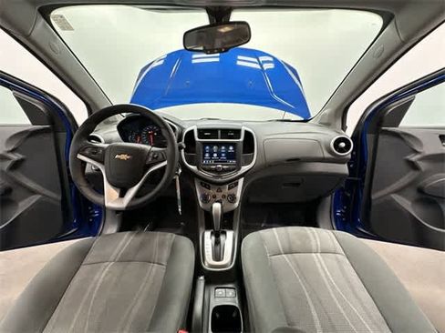 Used 2018 Chevrolet Sonic LT image 18