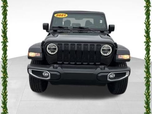 Used 2021 Jeep Gladiator Sport image 1