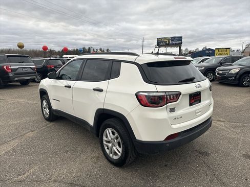 Used 2018 Jeep Compass Sport w/ Tech Group AWD/4WD image 4