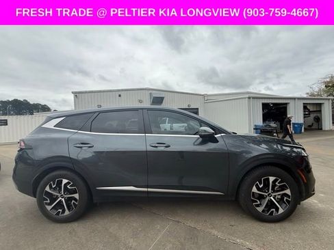 Used 2024 Kia Sportage EX image 4