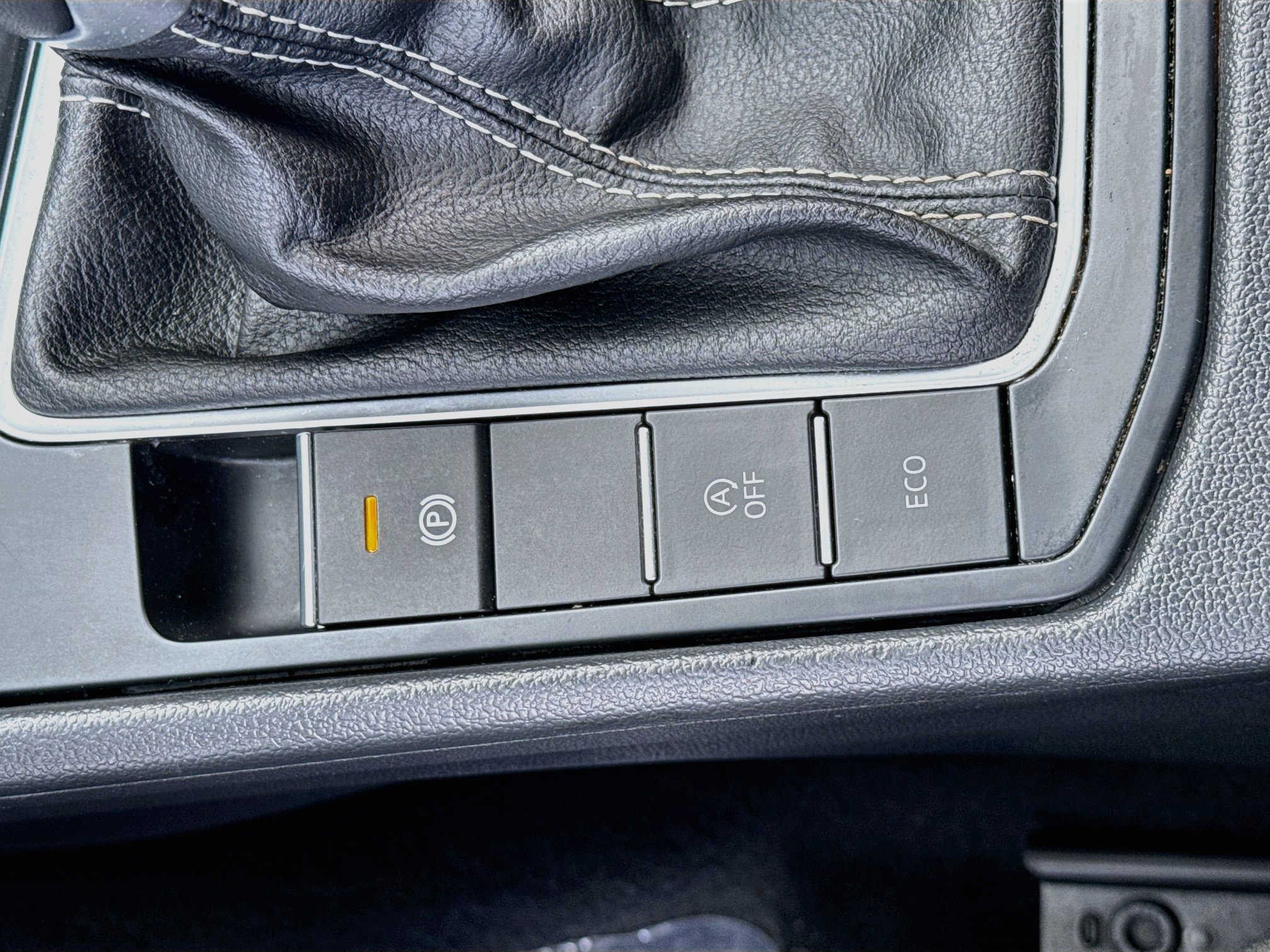 Used 2025 Volkswagen Jetta S FWD image 25